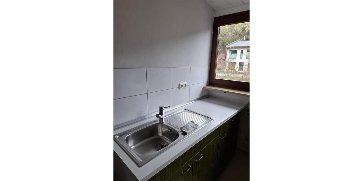 Dachgeschoßwohnung Würzburg Dürrbachau - 3 Zimmer, 80 m&sup2;, 930&euro; | Angebot:25305076