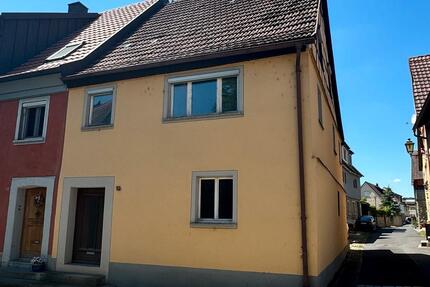 Haus Frickenhausen am Main - 79.000&euro; | Angebot:27156526