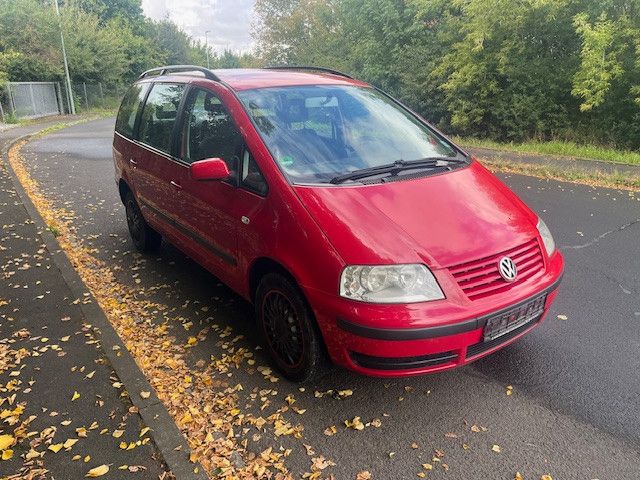 VW Sharan 195.789 km 1.100 € Kitzingen 97318