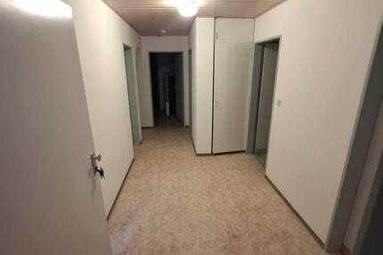 Wohnung Dettelbach - 4.5 Zimmer, 117 m&sup2;, 950&euro; | Angebot:24584973