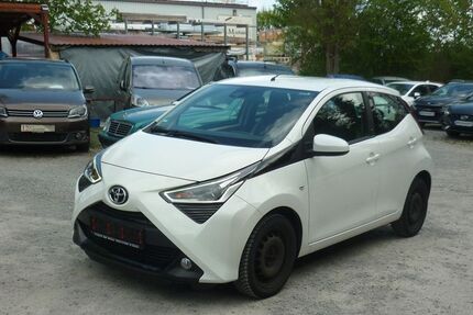 Toyota Aygo (X) 39.350 km 11.990 &euro; Estenfeld bei Würzburg 97230