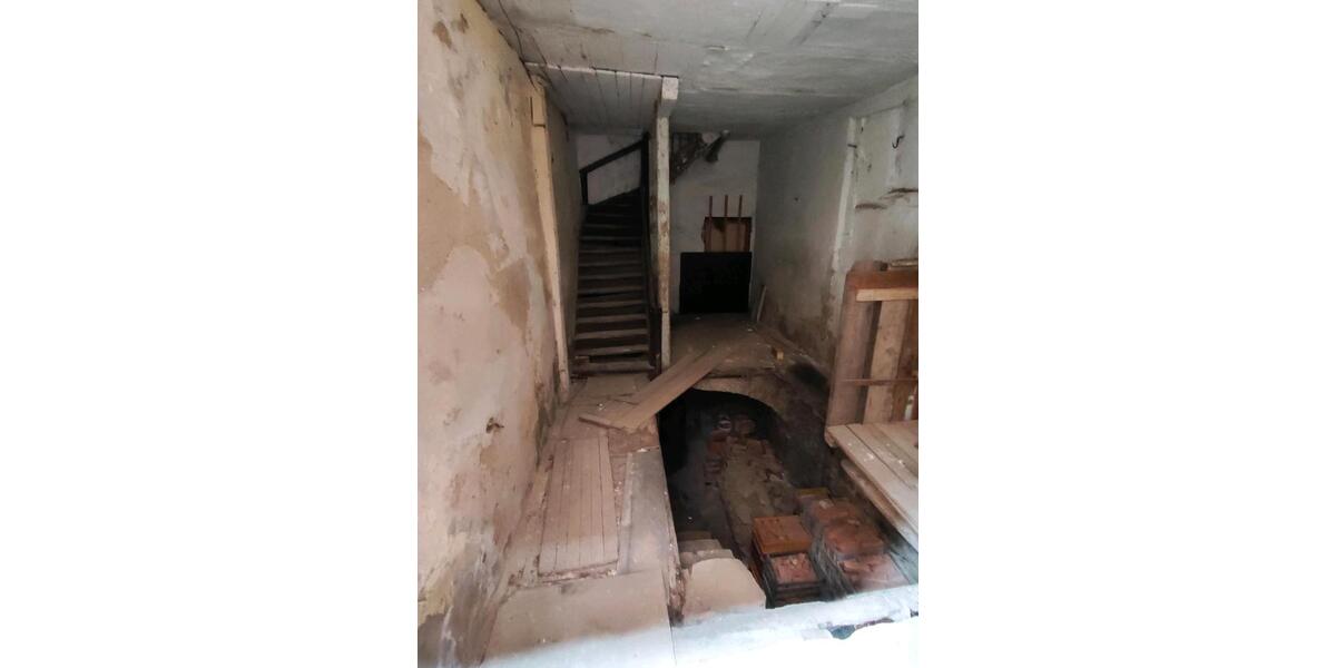 Mehrfamilienhaus, Wohnhaus Volkach - 68.000&euro; | Angebot:23188679