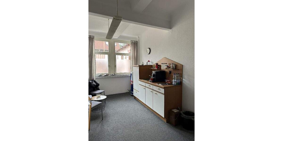 Höchberg - Wohn.- und Geschäftshaus zimmer