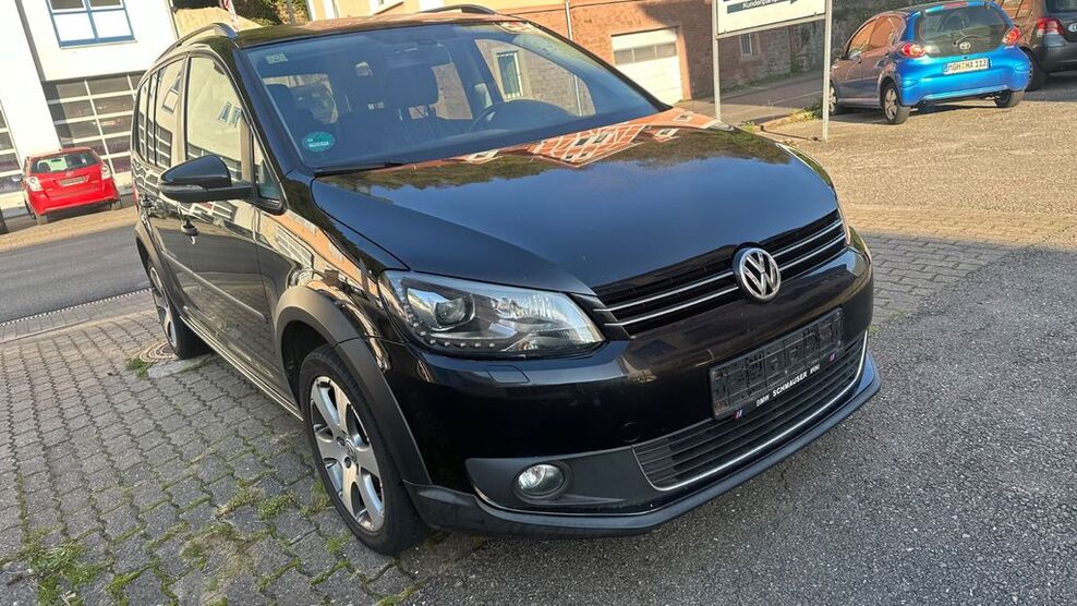 VW Touran 95.000 km 9.600 € Wertheim am Main 97877