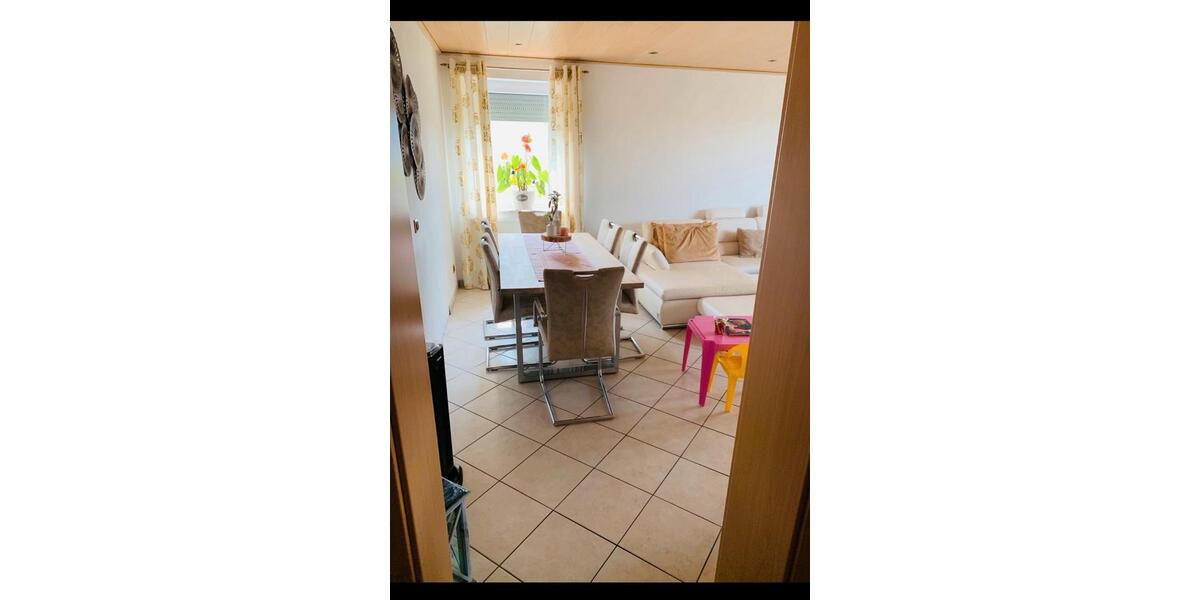 Erdgeschoßwohnung Erlenbach bei Marktheidenfeld - 4 Zimmer, 95 m&sup2;, 239.000&euro; | Angebot:25046100