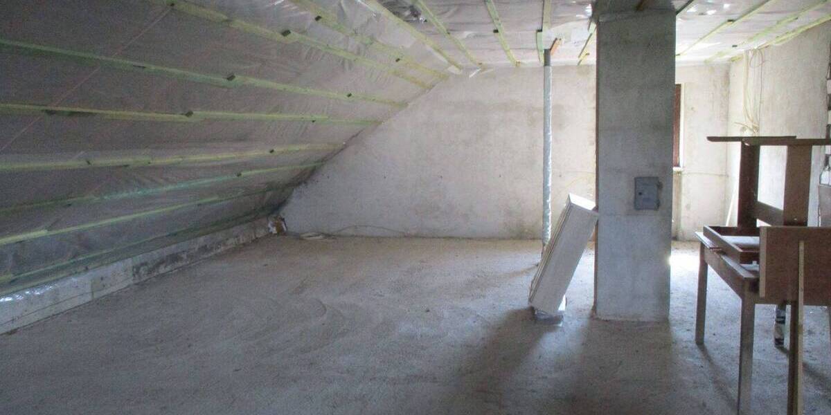 Mehrfamilienhaus, Wohnhaus Röthlein Heidenfeld - 8 Zimmer, 239 m&sup2;, 450.000&euro; | Angebot:26569276