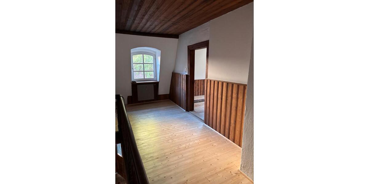 Einfamilienhaus Rödelsee - 5 Zimmer, 185 m&sup2;, 1.500&euro; | Angebot:27615605