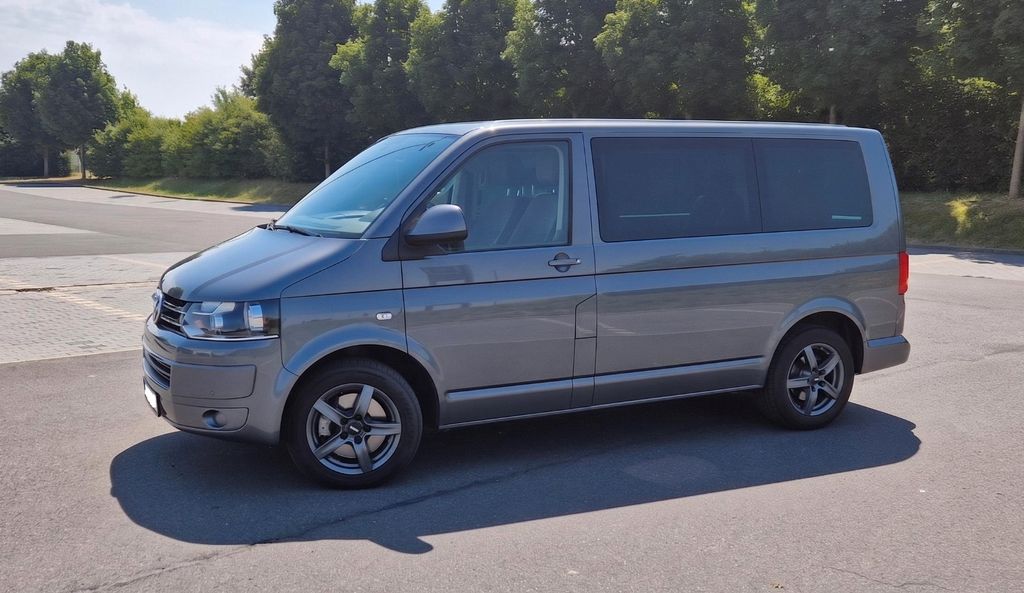 VW T5 Multivan 127.000 km 21.900 &euro; Kürnach 97273