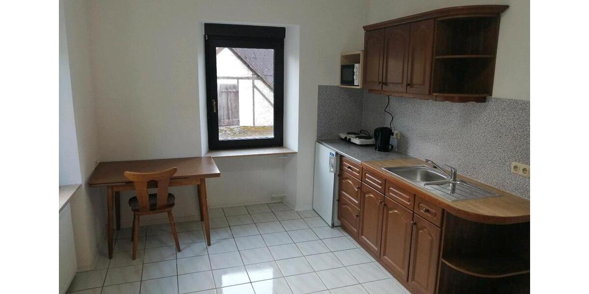 Etagenwohnung Kleinrinderfeld - 1 Zimmer, 35 m&sup2;, 642&euro; | Angebot:24100184