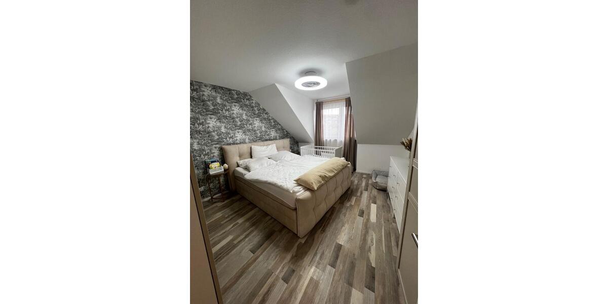 Dachgeschoßwohnung Würzburg Heuchelhof - 3 Zimmer, 89 m&sup2;, 339.000&euro; | Angebot:26623111