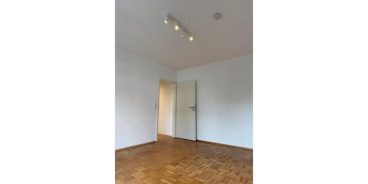 Etagenwohnung Würzburg Sanderau - 2 Zimmer, 62 m&sup2;, 1.190&euro; | Angebot:26249112