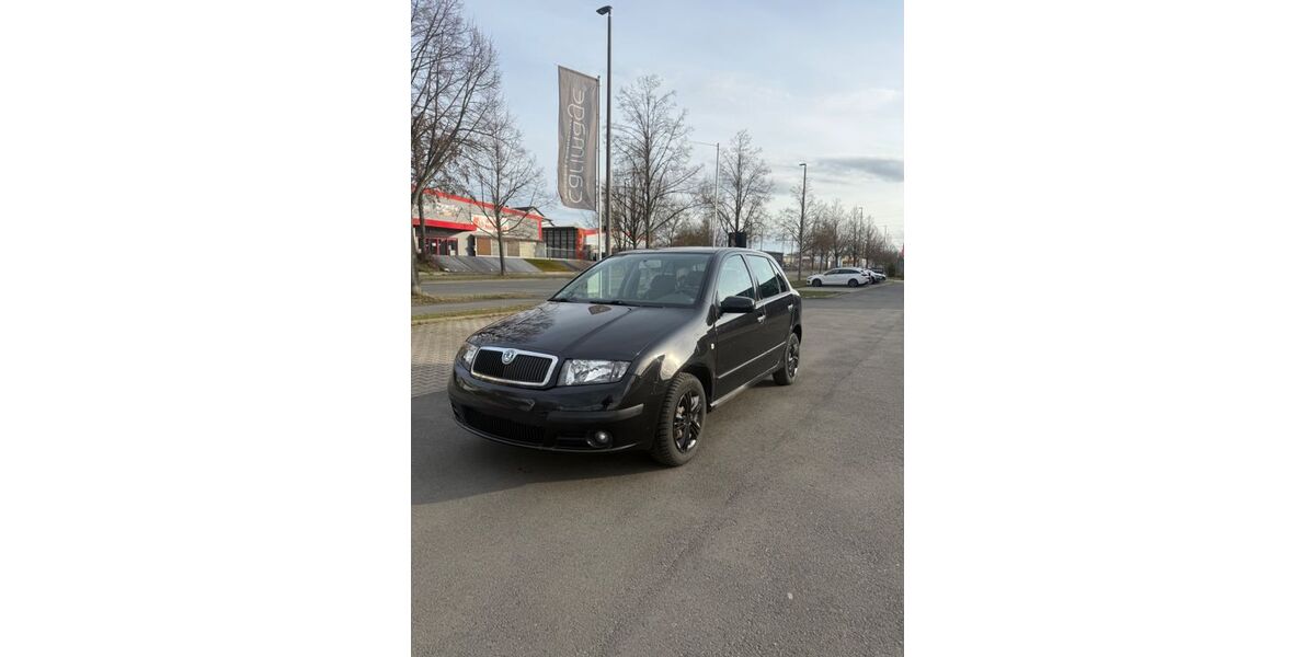 Skoda Fabia 120.300 km 2.555 &euro; Bergtheim 97241