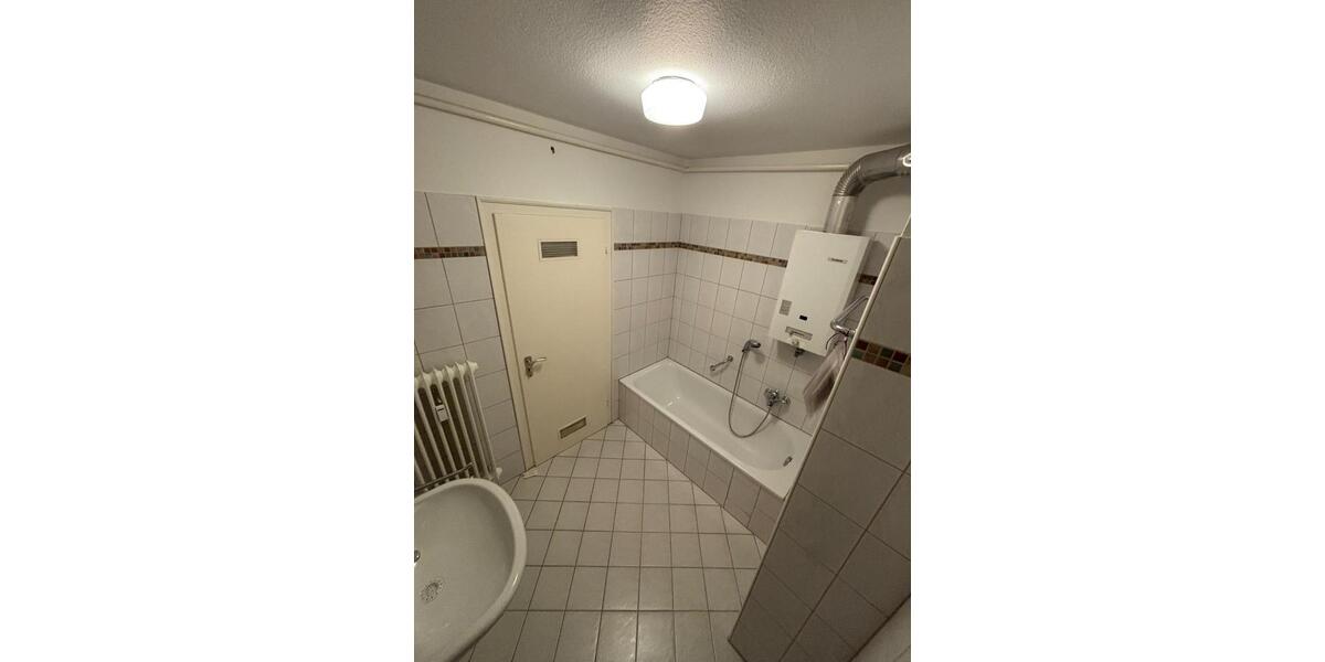 Etagenwohnung Würzburg - 3 Zimmer, 98 m&sup2;, 1.372&euro; | Angebot:26269102