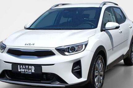 Kia Stonic 5.617 km 18.407 &euro; Würzburg 97076