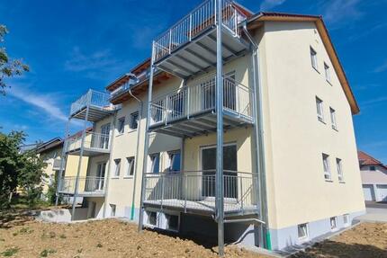 Wohnung Wiesentheid - 3 Zimmer, 75 m&sup2;, 1.010&euro; | Angebot:27592346