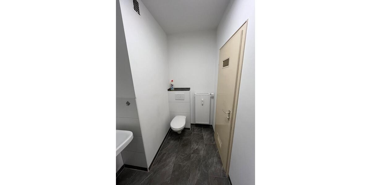Einfamilienhaus Würzburg Sanderau - 2 Zimmer, 63 m&sup2;, 950&euro; | Angebot:26632116