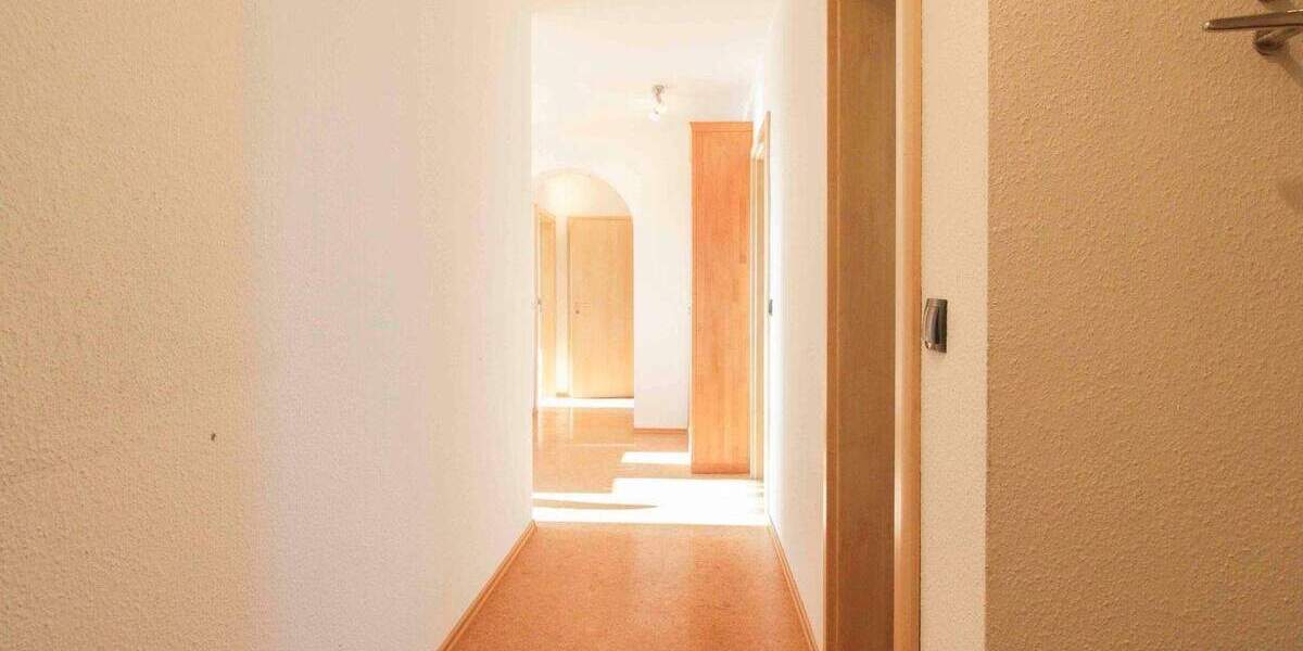 Etagenwohnung Würzburg Lengfeld - 3 Zimmer, 89 m&sup2;, 299.000&euro; | Angebot:25096593