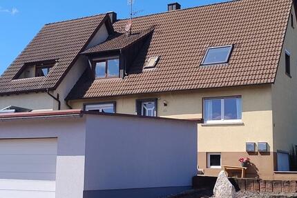 Wohnung Neubrunn - 2 Zimmer, 85 m&sup2;, 765&euro; | Angebot:25516200