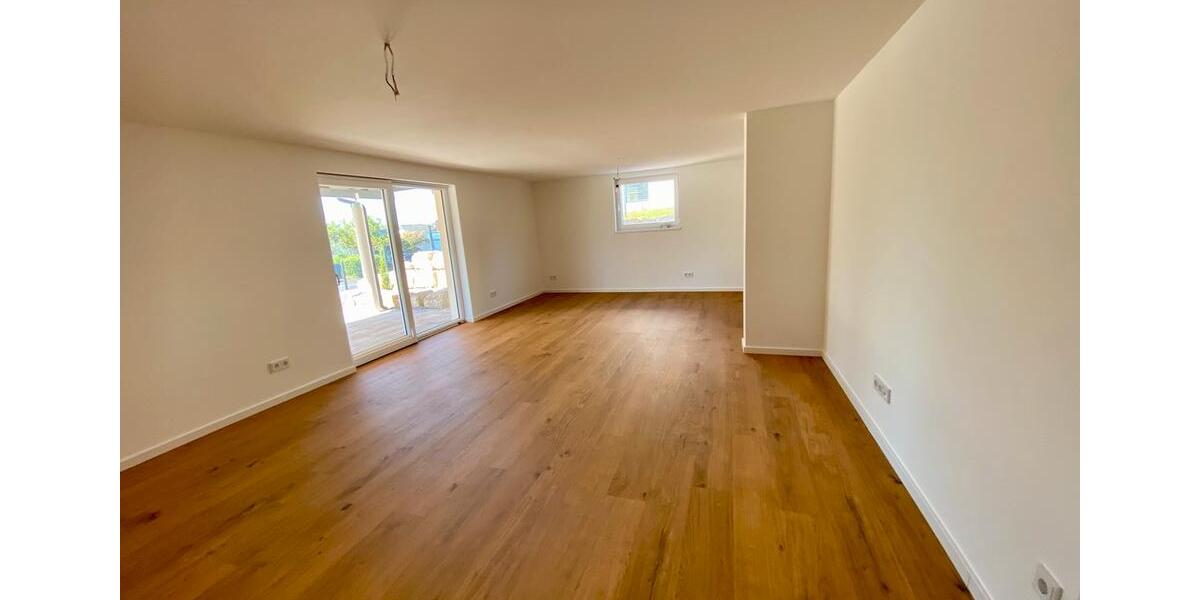 Mehrfamilienhaus, Wohnhaus Marktbreit - 9 Zimmer, 275 m&sup2;, 910.000&euro; | Angebot:26678828
