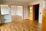 Etagenwohnung Hettstadt - 4 Zimmer, 108 m&sup2;, 1.050&euro; | Angebot:25131993