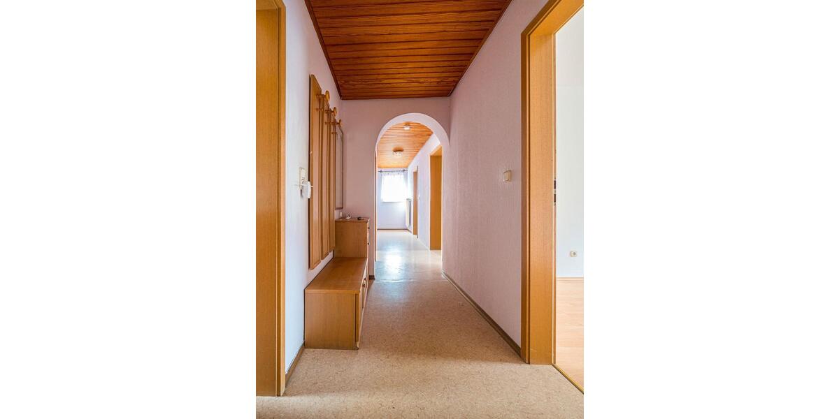 Mehrfamilienhaus, Wohnhaus Arnstein - 10 Zimmer, 260 m&sup2;, 500.000&euro; | Angebot:26609225