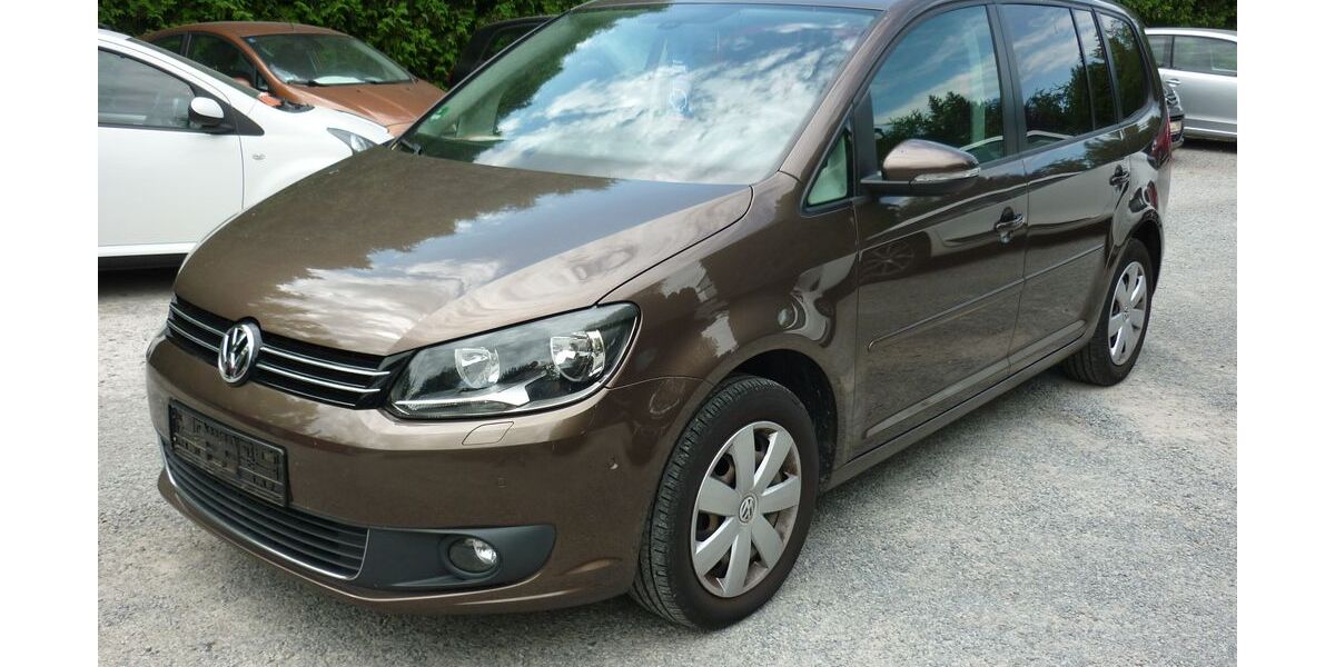 VW Touran 121.800 km 11.990 &euro; Estenfeld bei Würzburg 97230