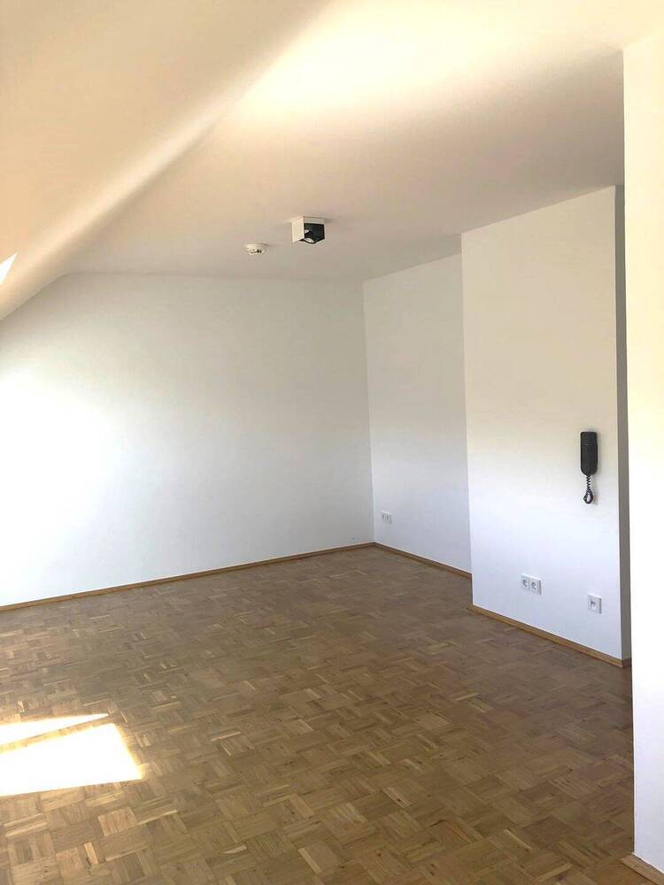 1,5 Zimmer Wohnung in ruhiger, stadtnaher Lage von Unterdürrbach