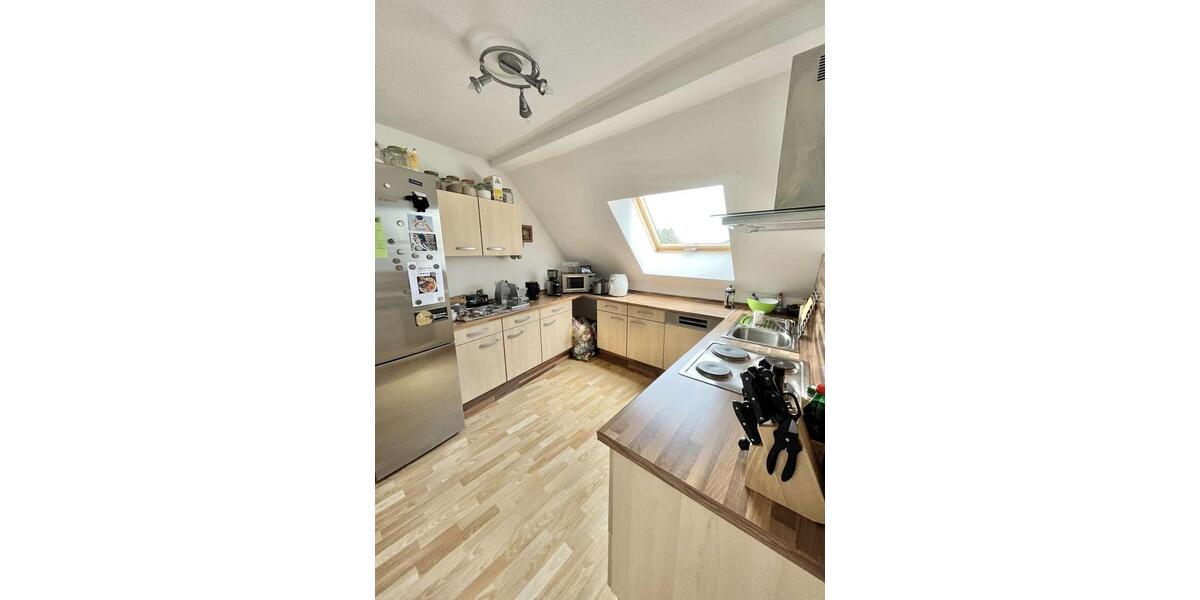 Dachgeschoßwohnung Tauberbischofsheim - 5 Zimmer, 119 m&sup2;, 900&euro; | Angebot:25056372