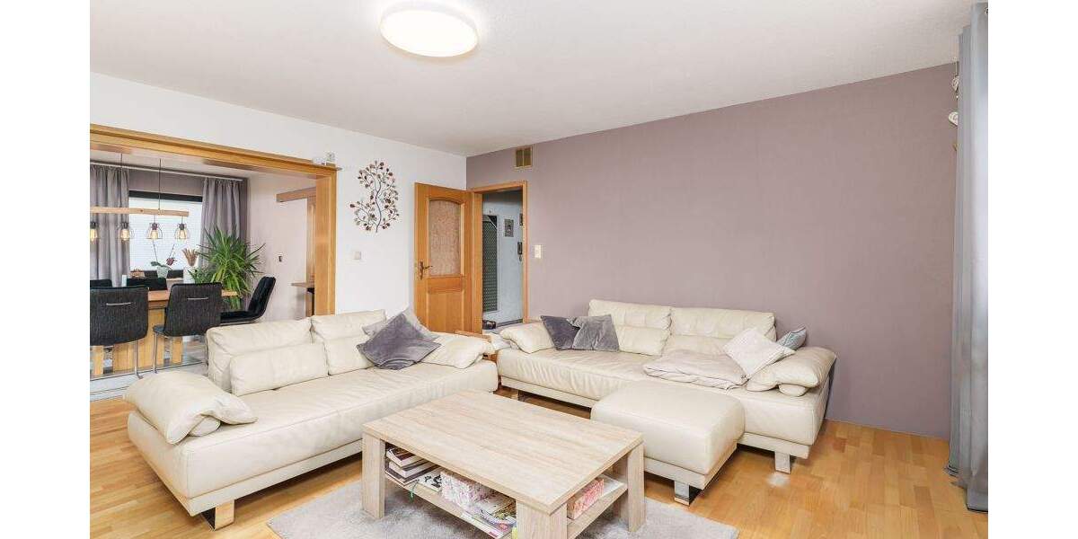 Einfamilienhaus Markt Einersheim - 5 Zimmer, 142 m&sup2;, 449.000&euro; | Angebot:25818359