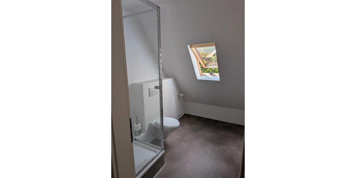 Dachgeschoßwohnung Würzburg Dürrbachau - 2 Zimmer, 60 m&sup2;, 650&euro; | Angebot:27554808
