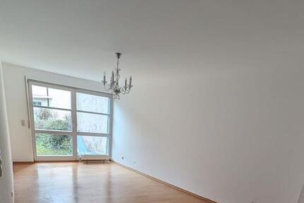 Erdgeschosswohnung unvermietet zu verkaufen 2.5 zimmer