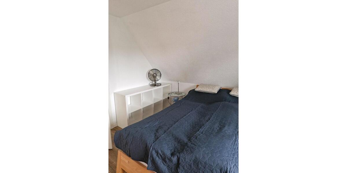Dachgeschoßwohnung Kitzingen - 2 Zimmer, 86 m&sup2;, 1.200&euro; | Angebot:20935440