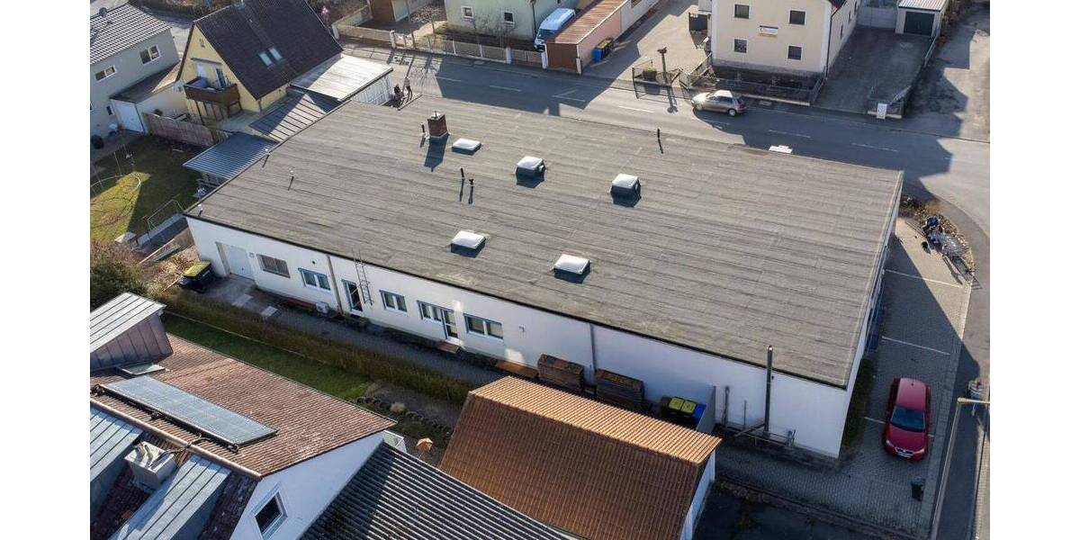 Vermietete Gewerbeimmobilie in Rottendorf zimmer