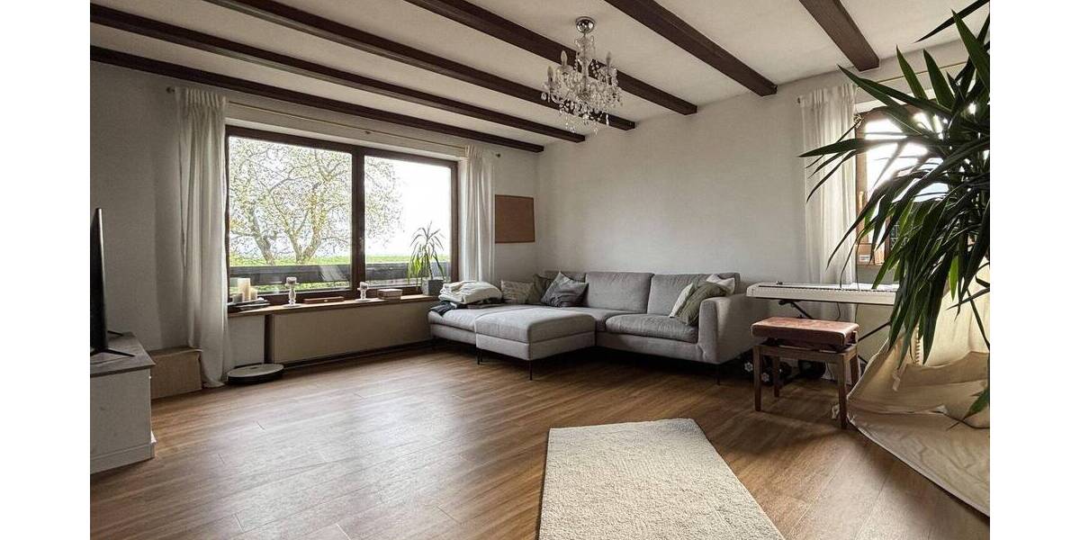 Mehrfamilienhaus, Wohnhaus Giebelstadt Ingolstadt - 9 Zimmer, 261 m&sup2;, 498.500&euro; | Angebot:26641791