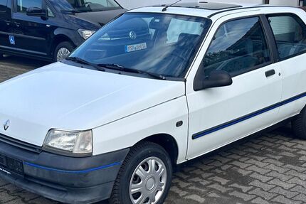 Renault Clio 89.602 km 1.522 &euro; Zellingen 97225