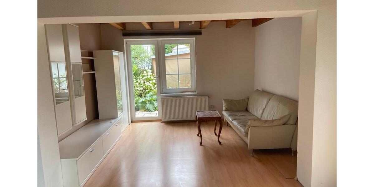 Etagenwohnung Würzburg Heuchelhof - 4 Zimmer, 100 m&sup2;, 1.400&euro; | Angebot:26233579