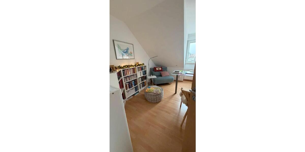 Dachgeschoßwohnung Kist - 4 Zimmer, 81 m&sup2;, 310.000&euro; | Angebot:26263186