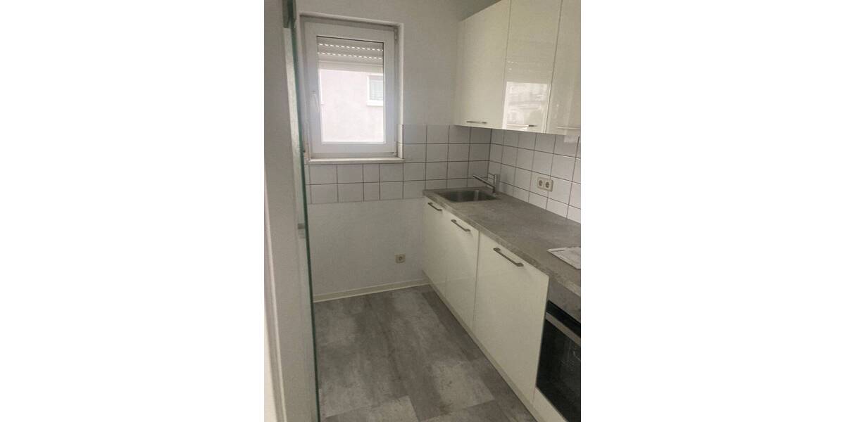 Etagenwohnung Würzburg Sanderau - 2 Zimmer, 48 m&sup2;, 250.000&euro; | Angebot:26093201