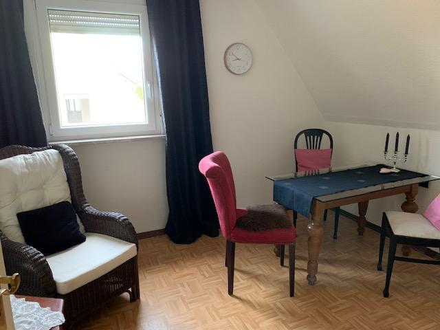 Einfamilienhaus Veitshöchheim - 6 Zimmer, 140 m&sup2;, 330.000&euro; | Angebot:26041054