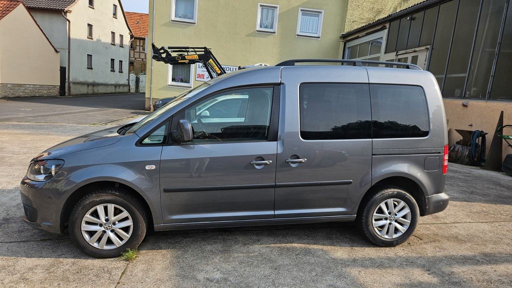 VW Caddy 152.697 km 11.900 € Martinsheim 97340