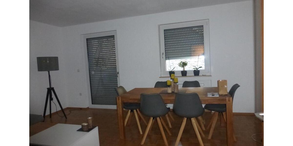 Hochparterre Würzburg Heuchelhof - 2 Zimmer, 64 m&sup2;, 965&euro; | Angebot:26673525