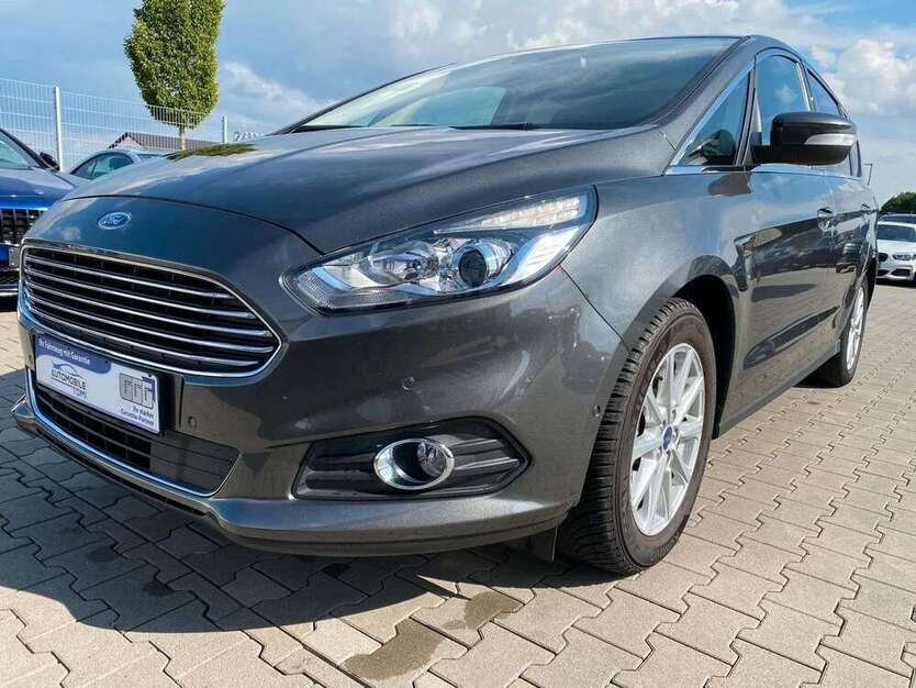 S-Max