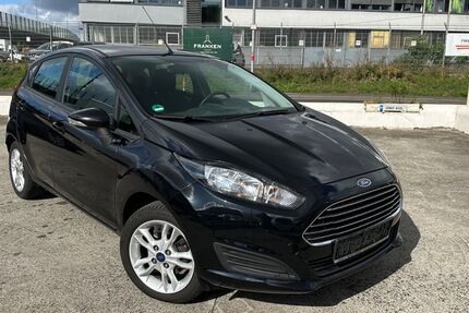 Ford Fiesta 122.812 km 5.490 € Würzburg 97076