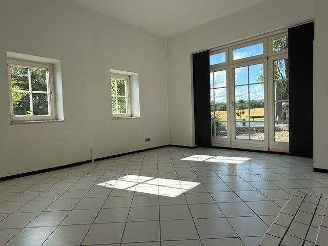 Etagenwohnung Volkach Rimbach - 5 Zimmer, 200 m&sup2;, 1.690&euro; | Angebot:25736617