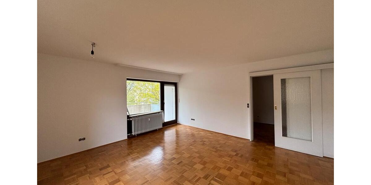 Etagenwohnung Höchberg - 3.5 Zimmer, 81 m&sup2;, 1.250&euro; | Angebot:26155361
