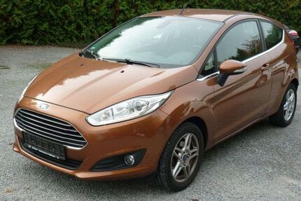 Ford Fiesta 77.900 km 7.500 &euro; Estenfeld bei Würzburg 97230