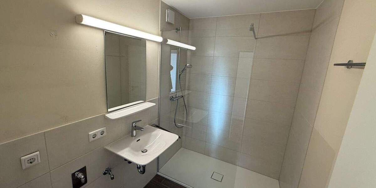 Etagenwohnung Gerbrunn - 3 Zimmer, 88 m&sup2;, 329.000&euro; | Angebot:25708275