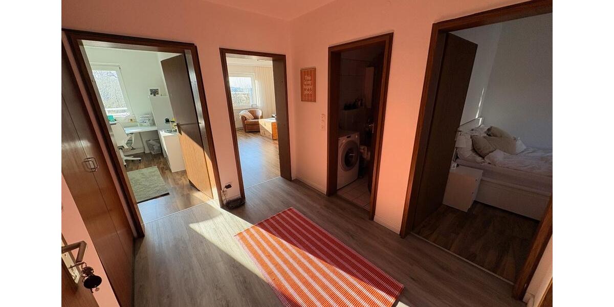 Etagenwohnung Gerbrunn - 3 Zimmer, 70 m&sup2;, 900&euro; | Angebot:26444251