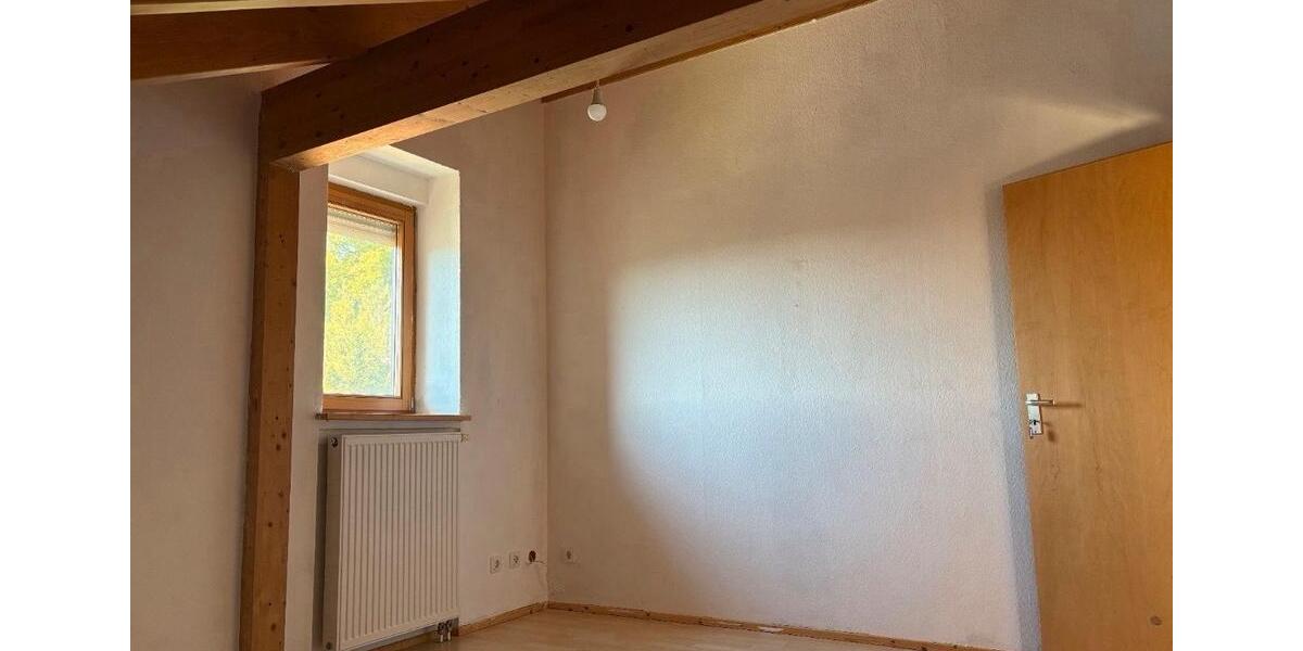 Mehrfamilienhaus, Wohnhaus Würzburg Dürrbachau - 13 Zimmer, 340 m&sup2;, 620.000&euro; | Angebot:26399413