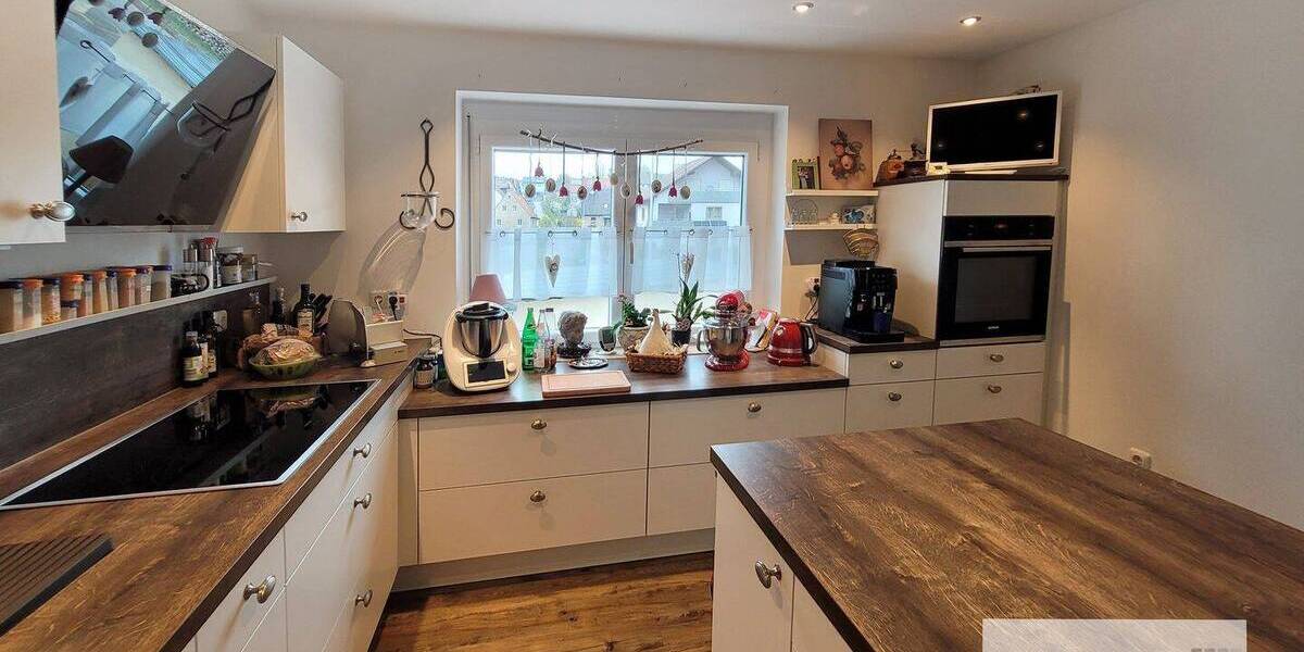 Etagenwohnung Kleinrinderfeld - 3 Zimmer, 120 m&sup2;, 310.000&euro; | Angebot:26330487